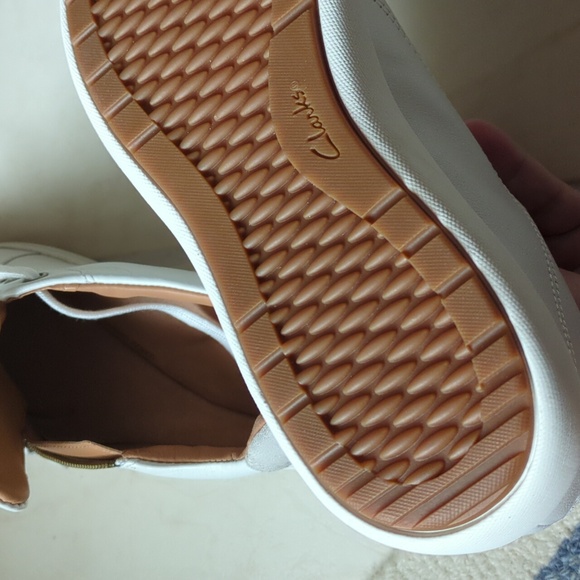 Clarks Nalle White Leather Sneakers with Side Zipper Sz US 9.5 41 EU - Picture 7 of 7